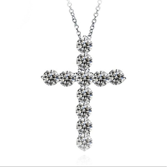**NEW STERLING SILVER DIAMOND CROSS NECKLACE - Picture 4 of 4